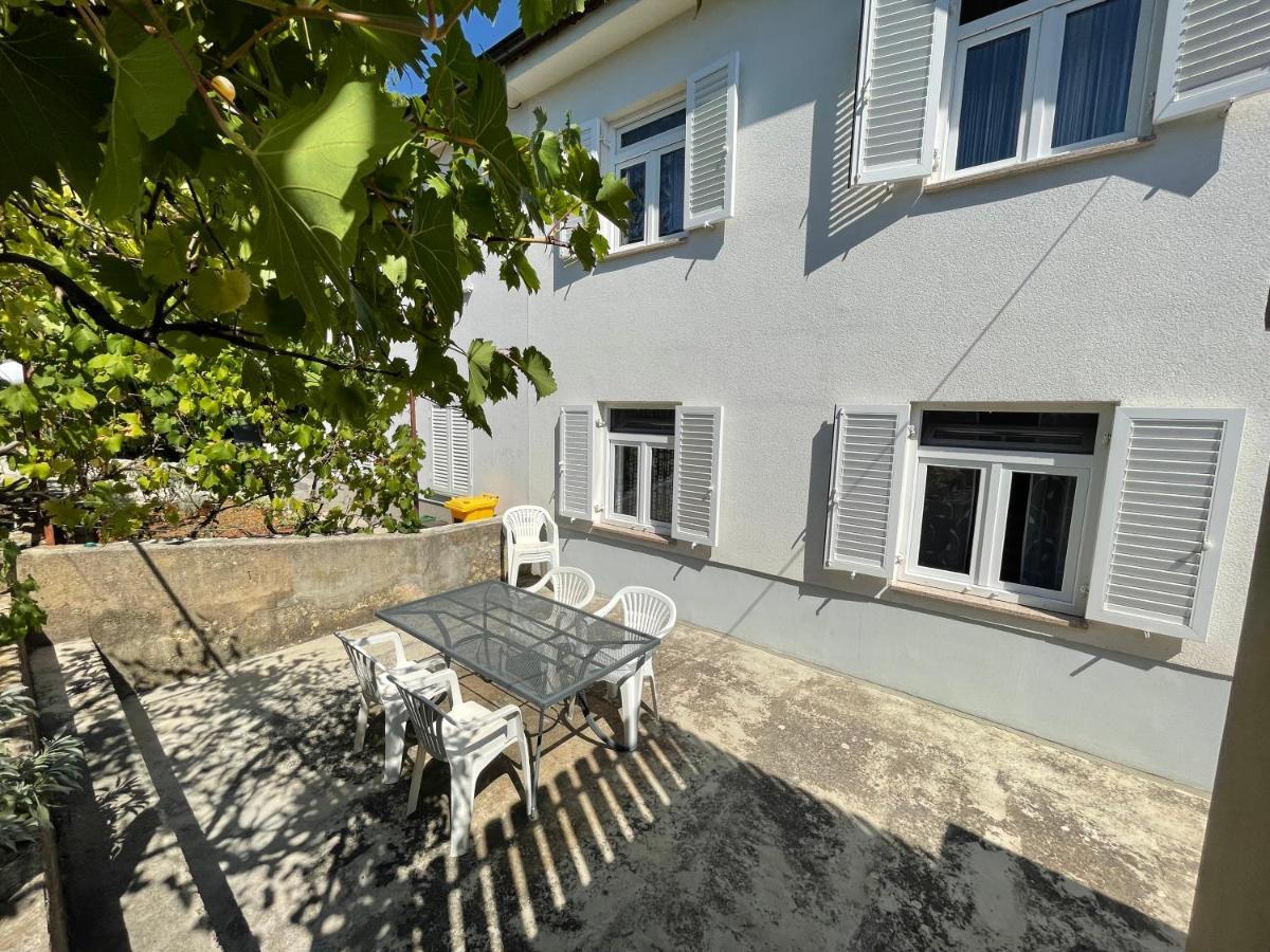 Apartments Bohovic Šilo Exteriér fotografie